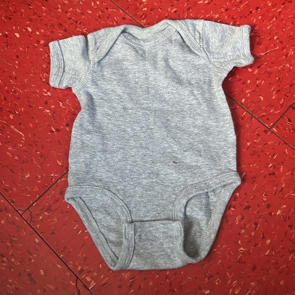 Lot of 0-3 months clothes - Picture 12 of 15